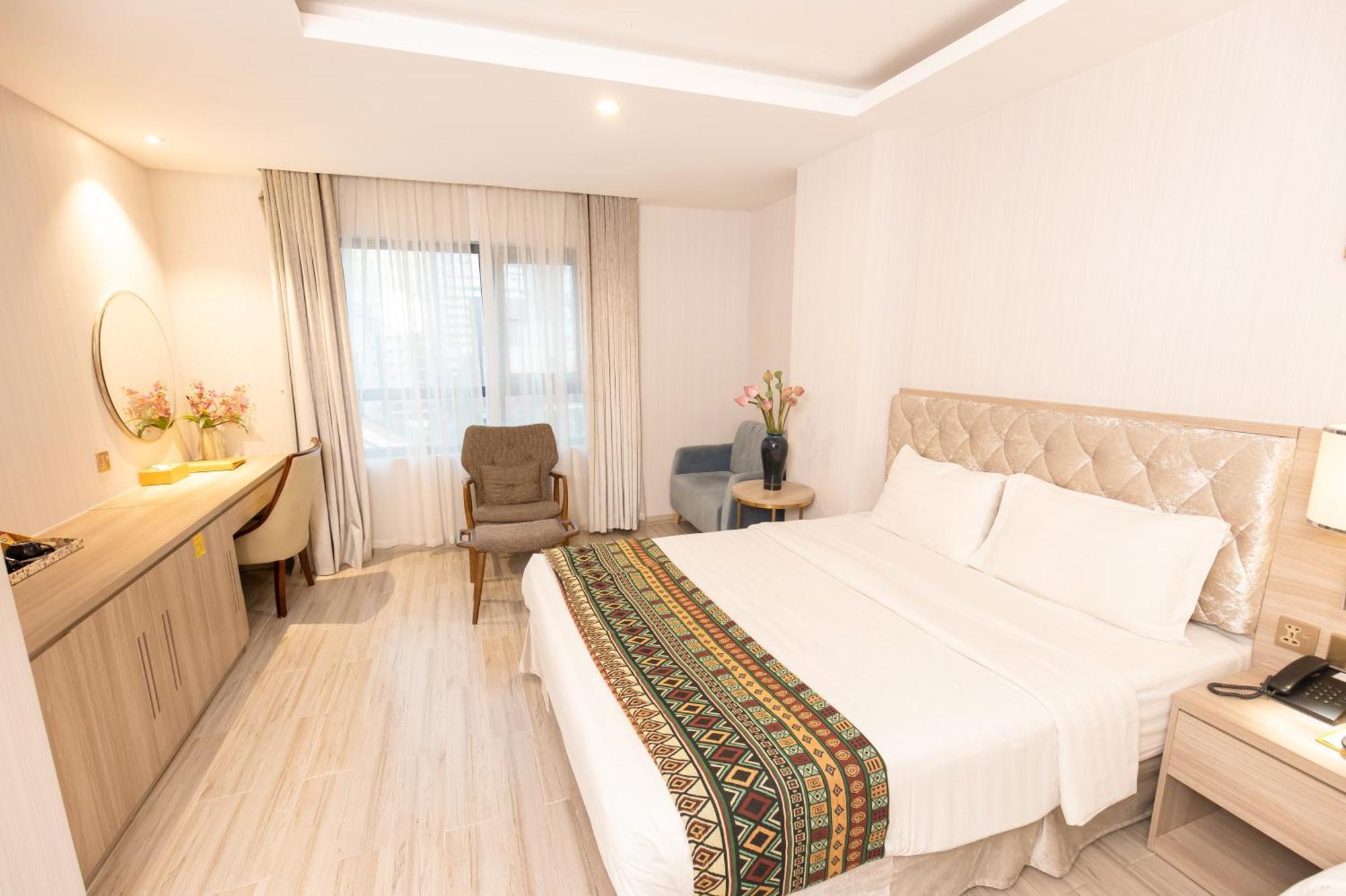 Nicecy Suite Hotel & Spa Хошимін Екстер'єр фото