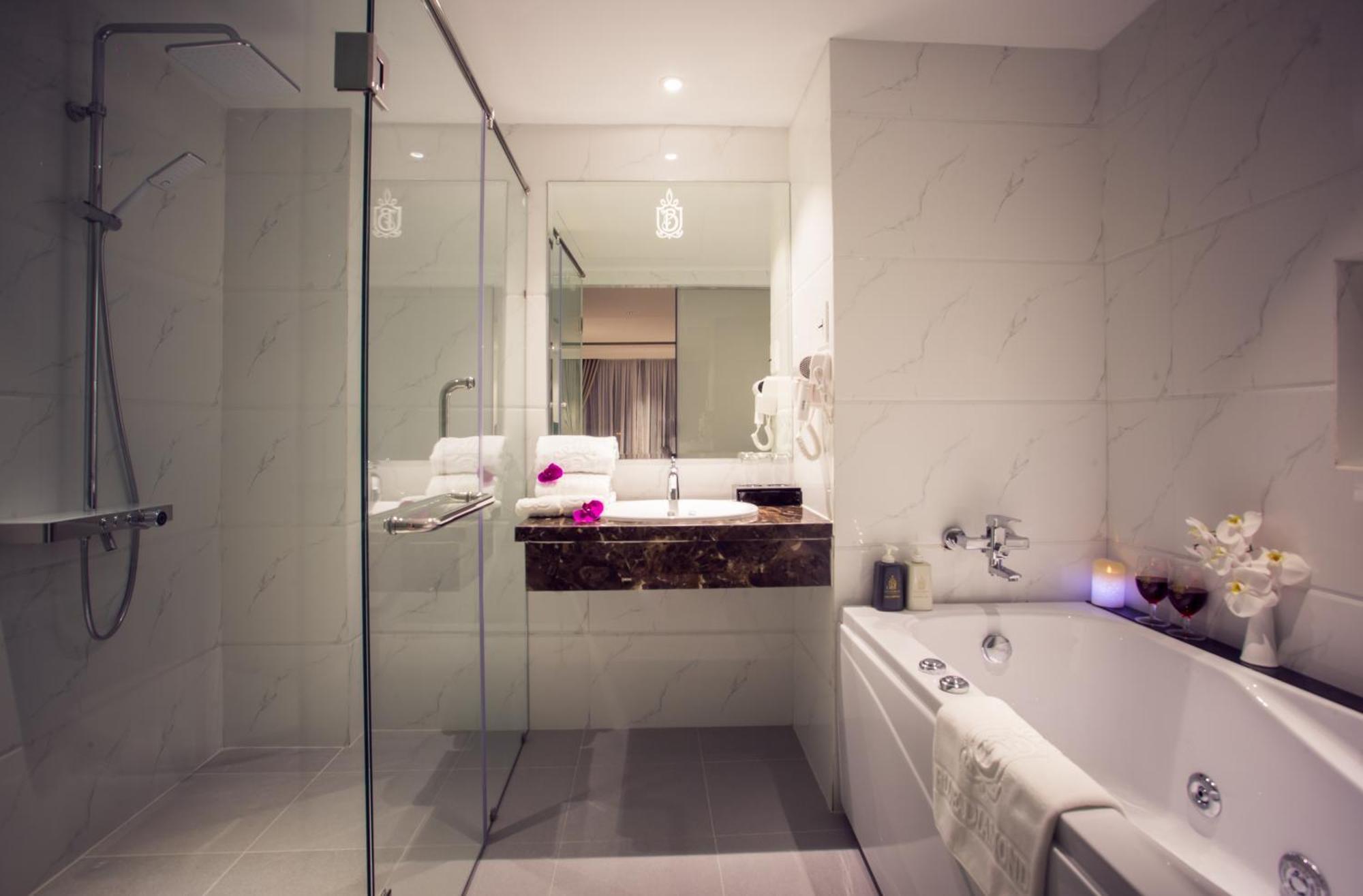 Nicecy Suite Hotel & Spa Хошимін Екстер'єр фото