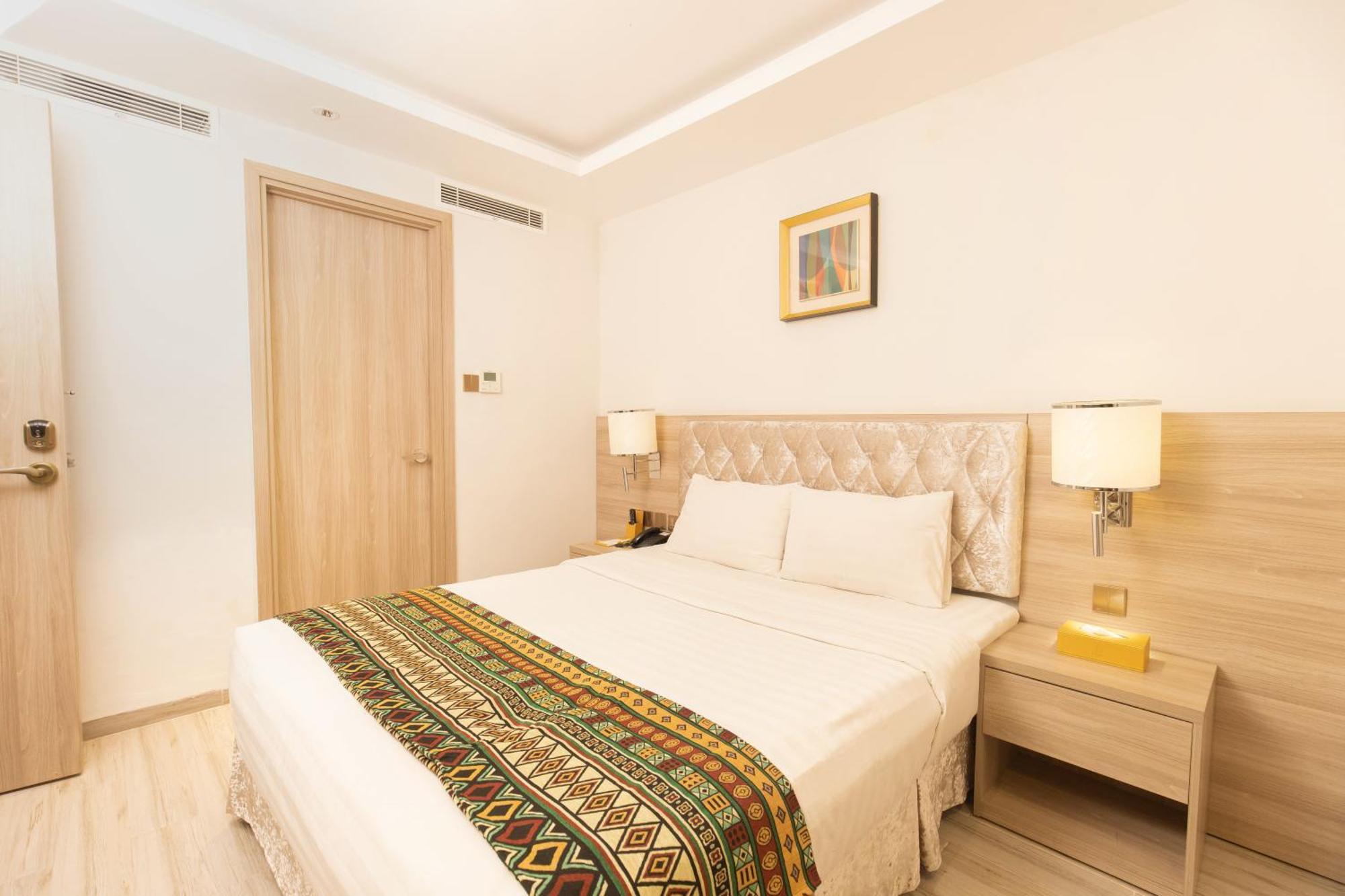 Nicecy Suite Hotel & Spa Хошимін Екстер'єр фото